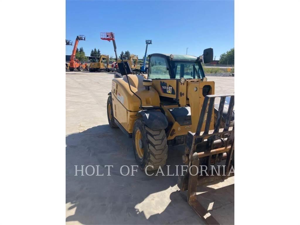 CAT TH255 Телескопические погрузчики