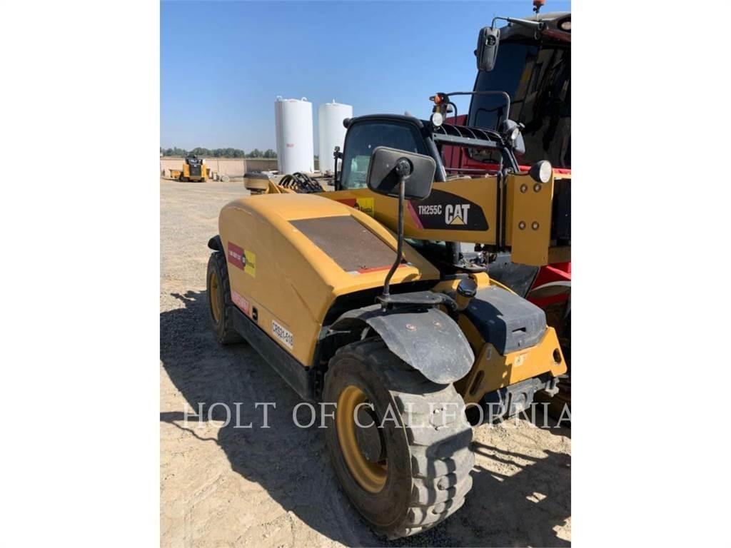 CAT TH255 Телескопические погрузчики
