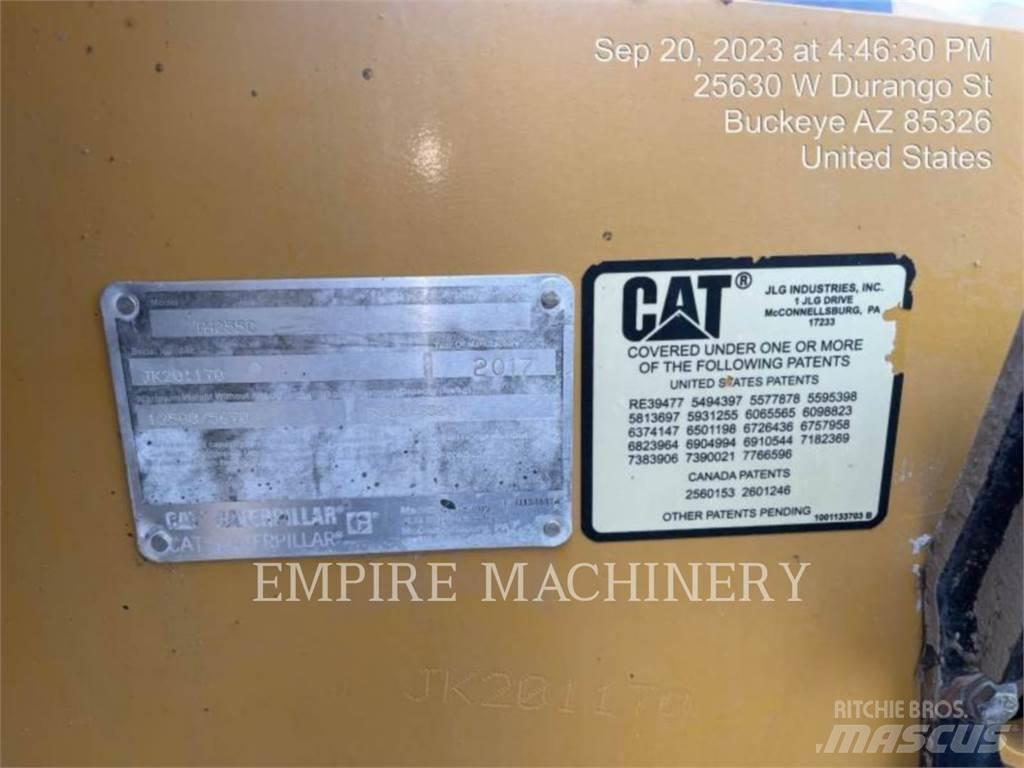 CAT TH255C Телескопические погрузчики