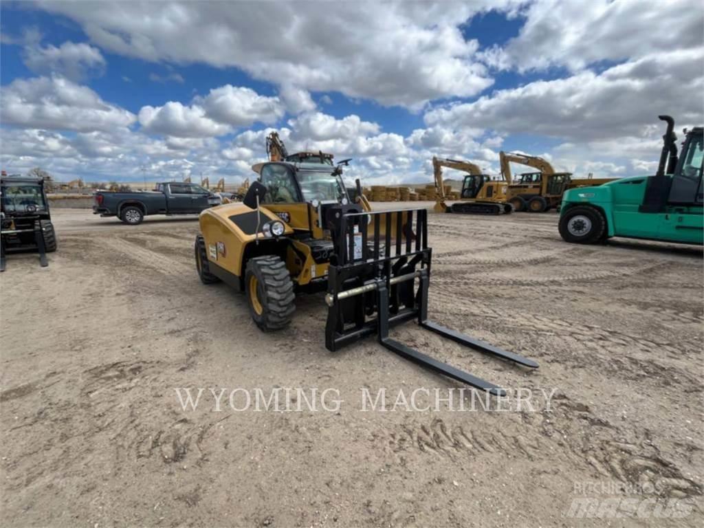 CAT TH255C Телескопические погрузчики