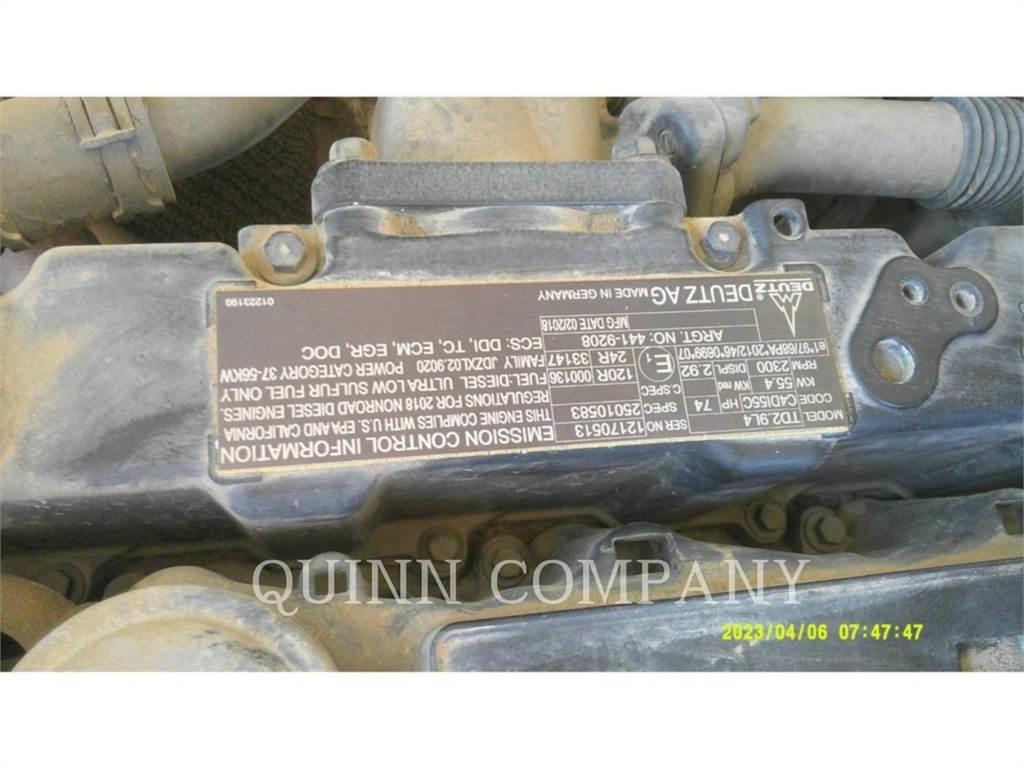 CAT TH255C Телескопические погрузчики