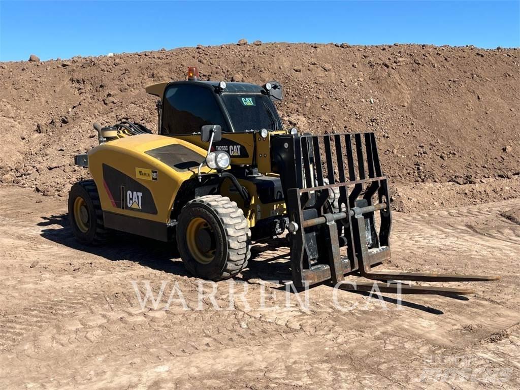 CAT TH255C Телескопические погрузчики