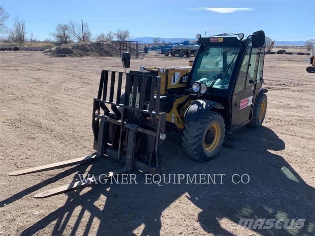 CAT TH255C Телескопические погрузчики