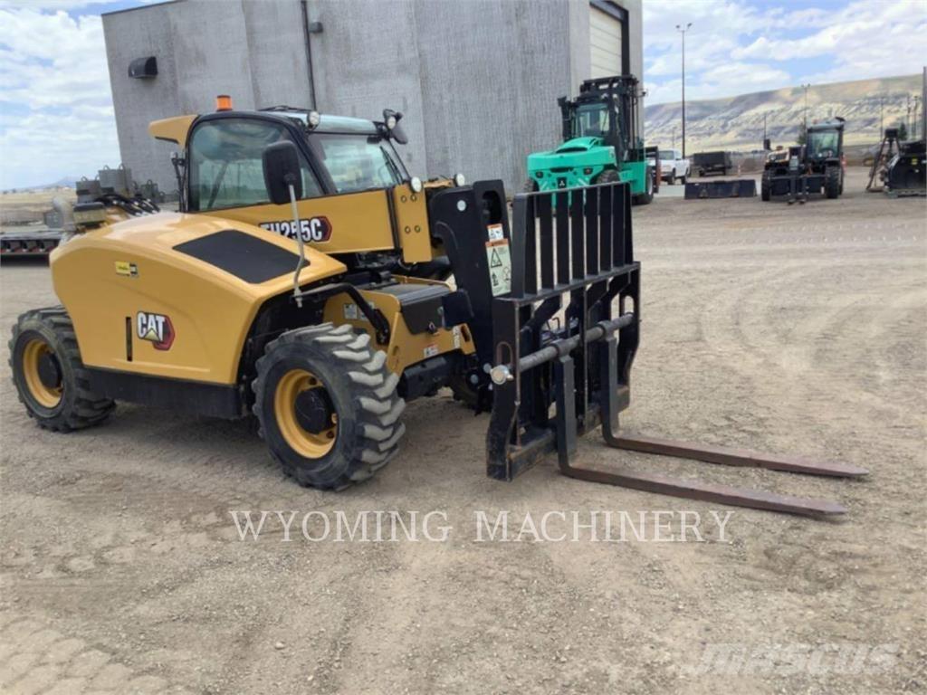 CAT TH255C Телескопические погрузчики