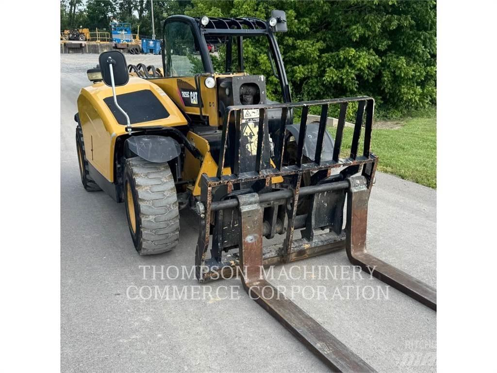 CAT TH255C Телескопические погрузчики