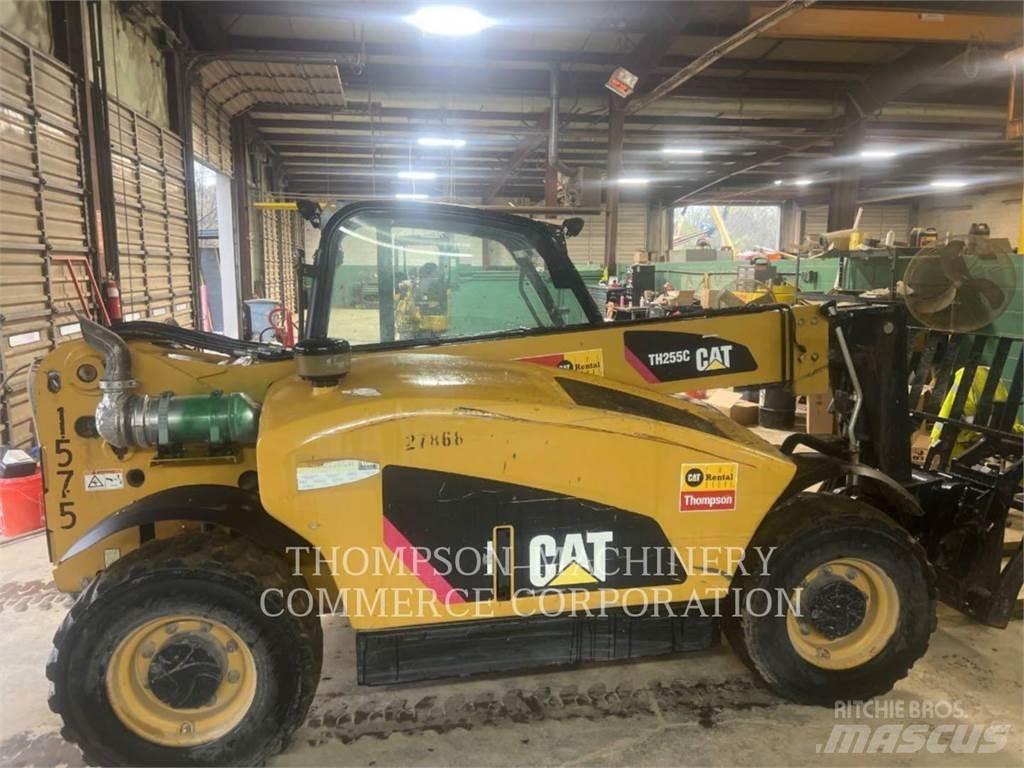 CAT TH255C Телескопические погрузчики