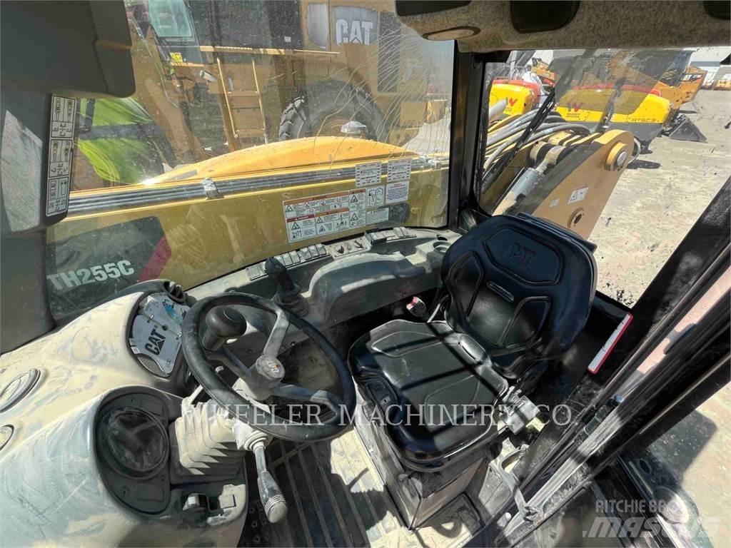 CAT TH255C CB Телескопические погрузчики