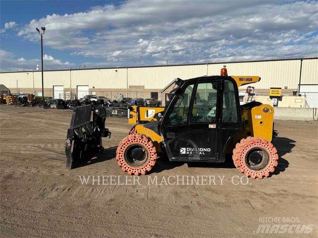 CAT TH255C CB Телескопические погрузчики