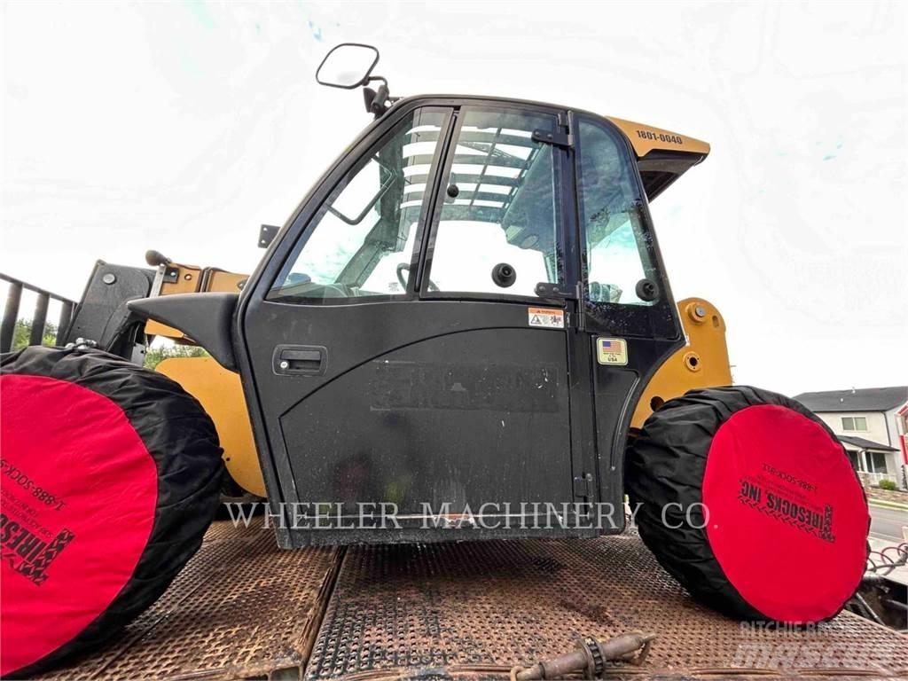 CAT TH255C CB Телескопические погрузчики