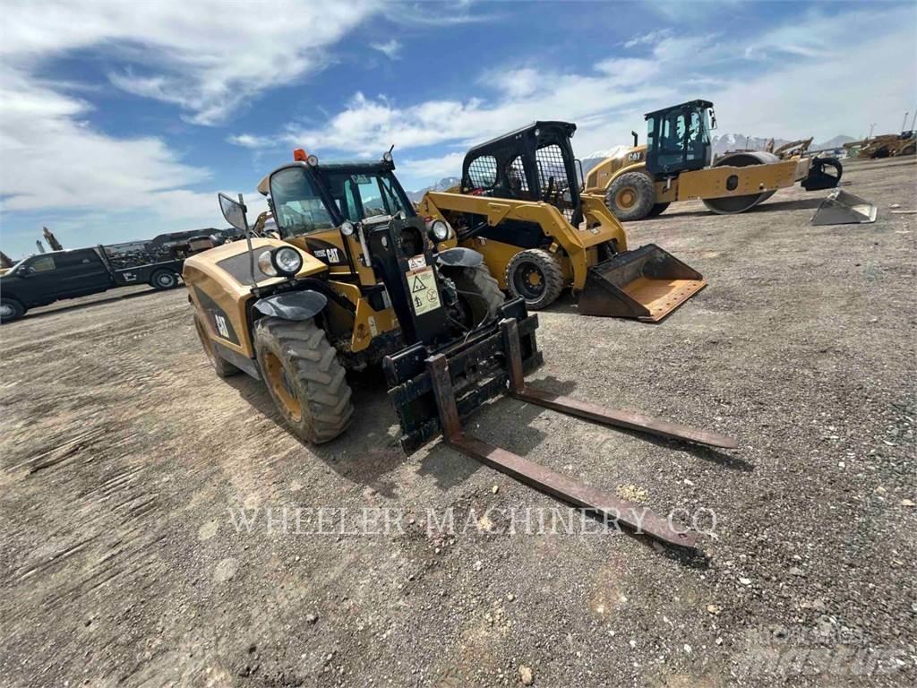 CAT TH255C CB Телескопические погрузчики