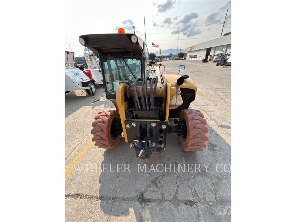 CAT TH255C CB Телескопические погрузчики