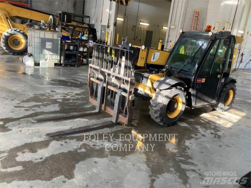 CAT TH255CC Телескопические погрузчики