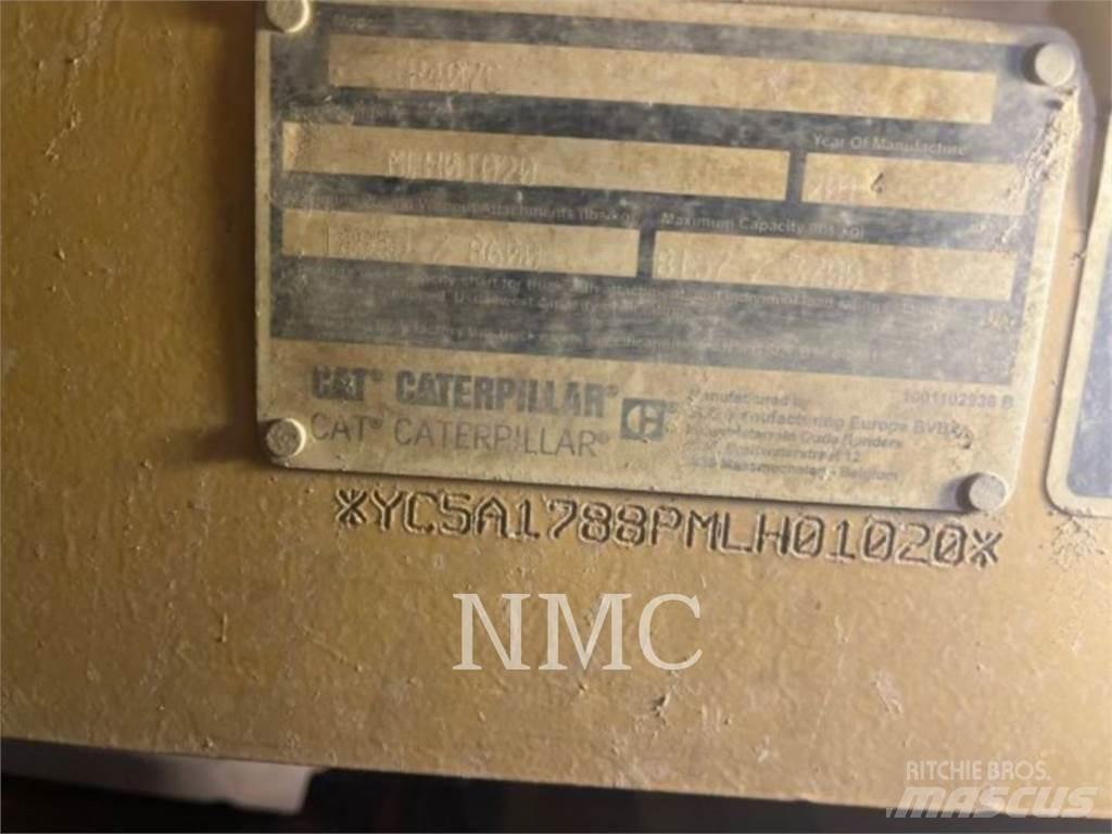 CAT TH407C Телескопические погрузчики