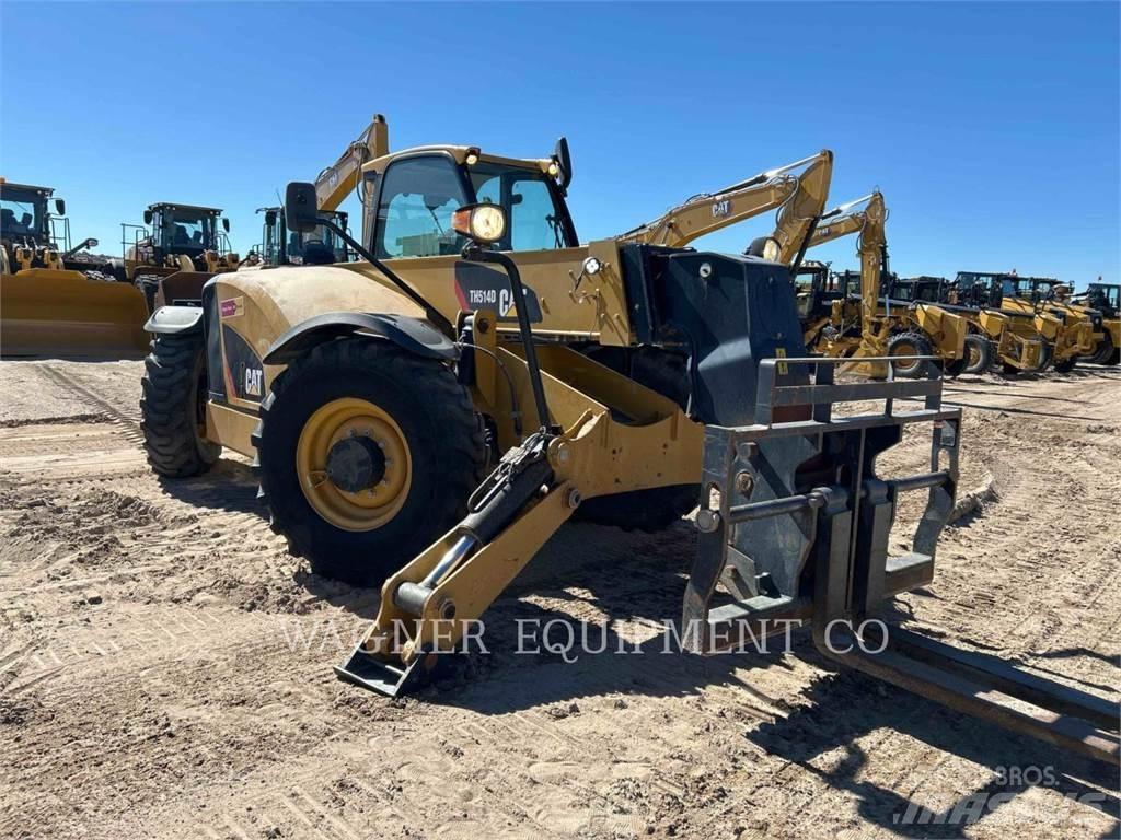 CAT TH514D Телескопические погрузчики