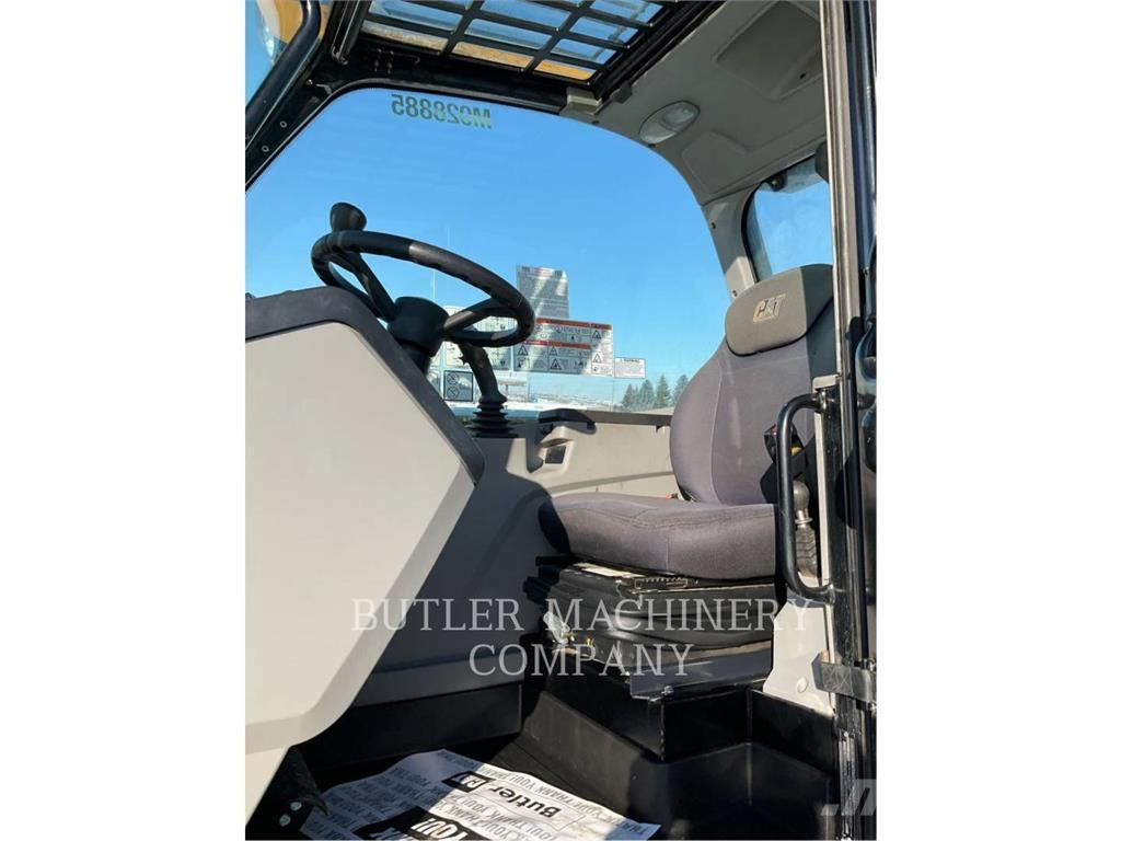 CAT TH514D Телескопические погрузчики