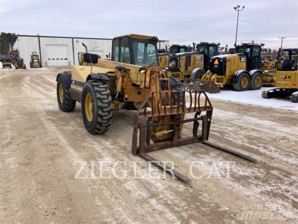 CAT TH83 Телескопические погрузчики