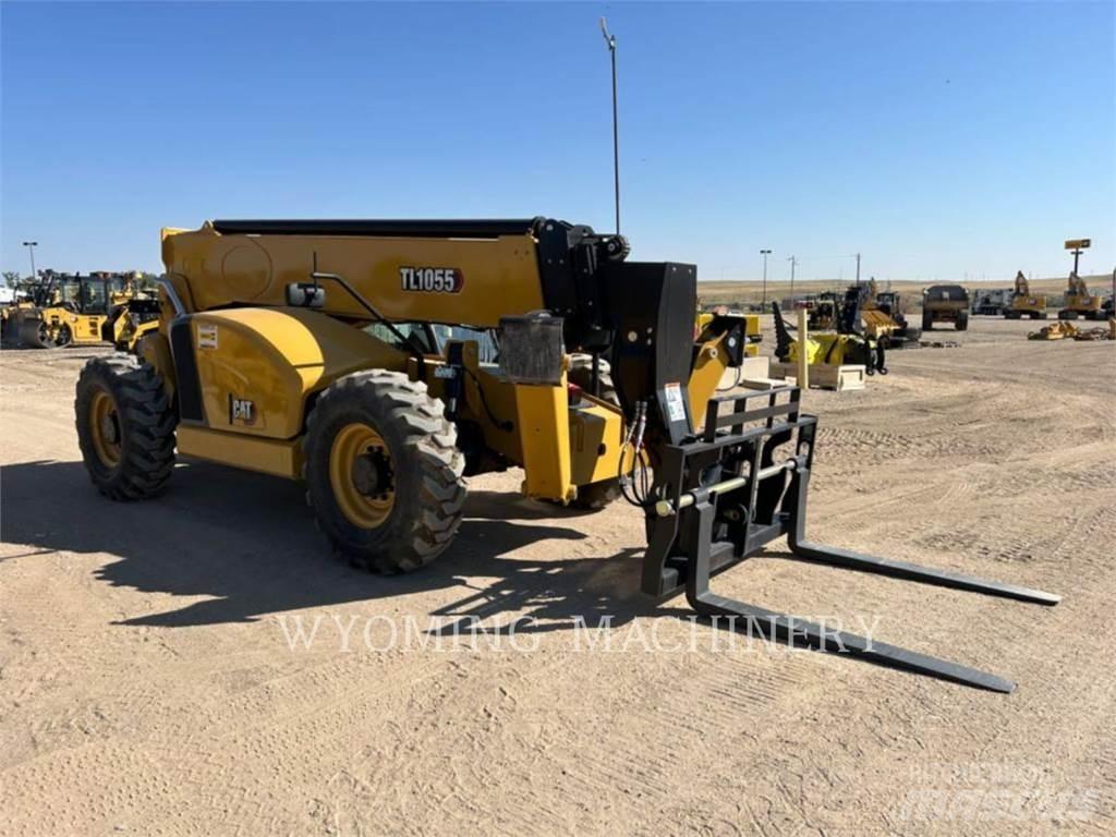 CAT TL1055 Телескопические погрузчики