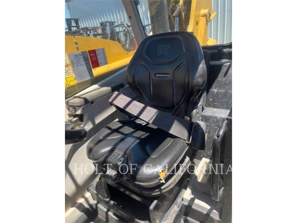 CAT TL1055 Телескопические погрузчики