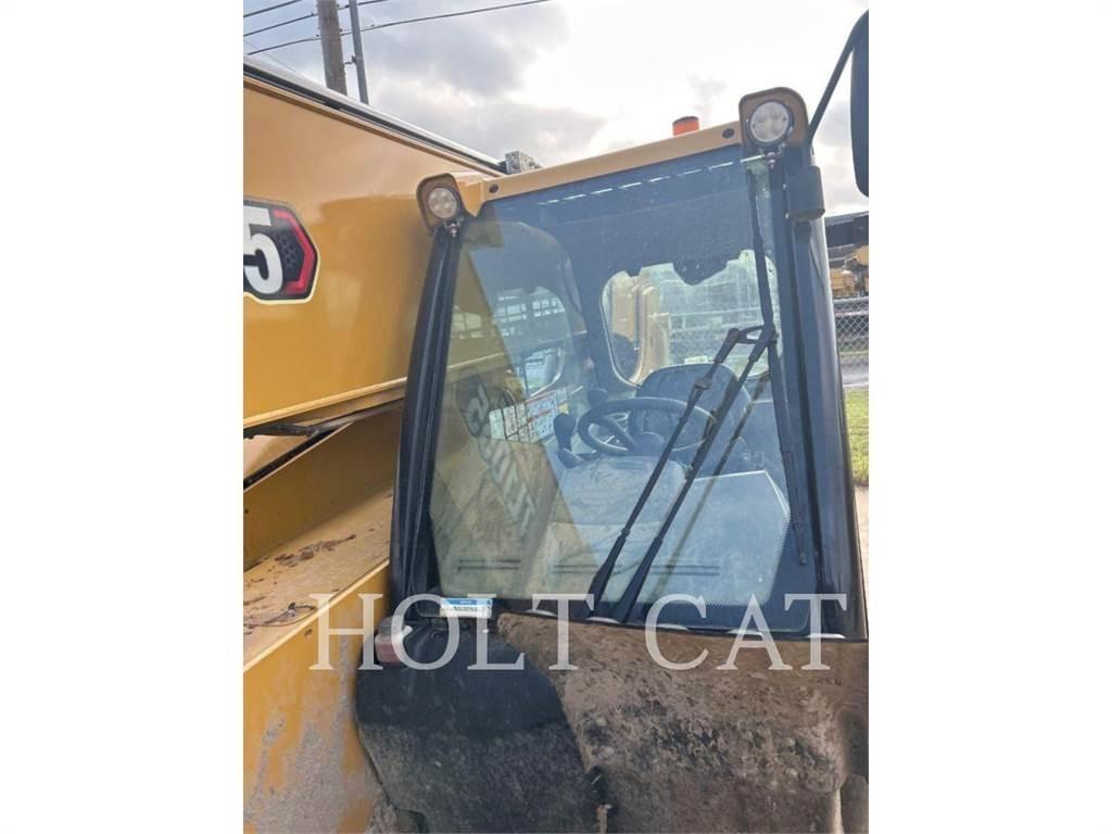 CAT TL1055 Телескопические погрузчики