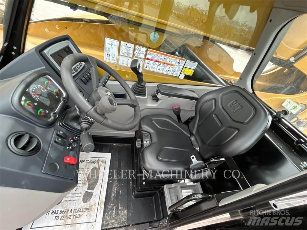 CAT TL1055-05 Телескопические погрузчики