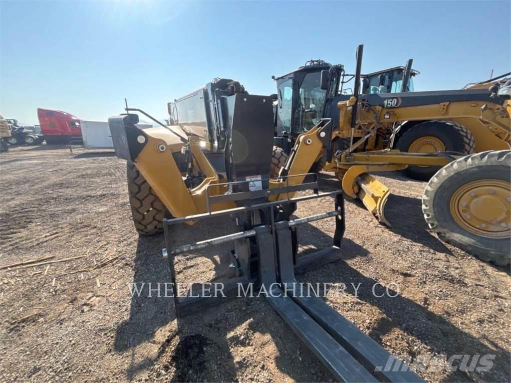 CAT TL1055 CAN Телескопические погрузчики
