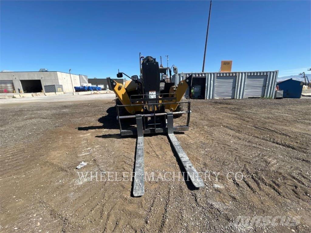 CAT TL1055 CAN Телескопические погрузчики