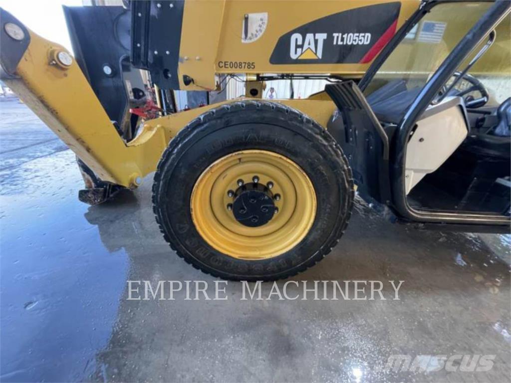CAT TL1055D Телескопические погрузчики