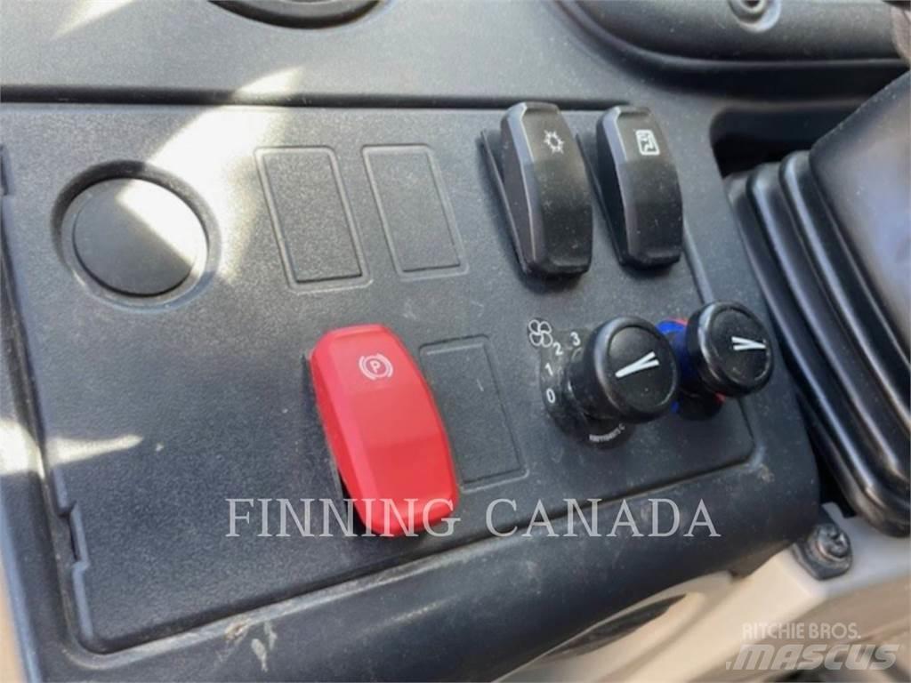 CAT TL1055D Телескопические погрузчики