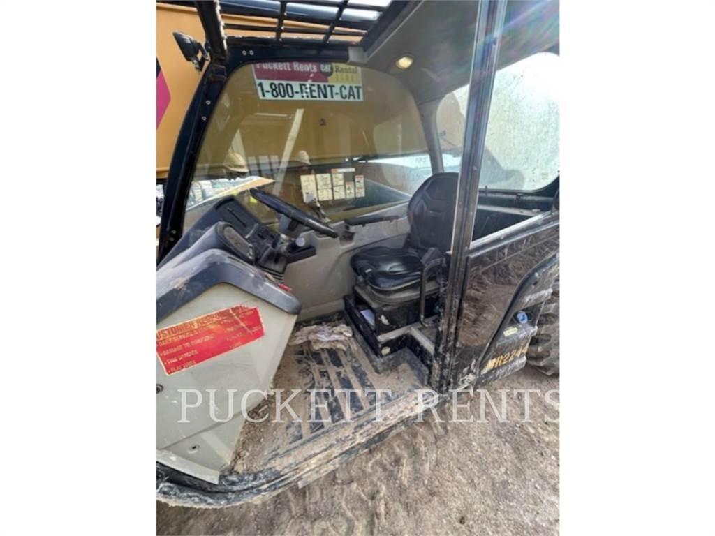 CAT TL1055D Телескопические погрузчики