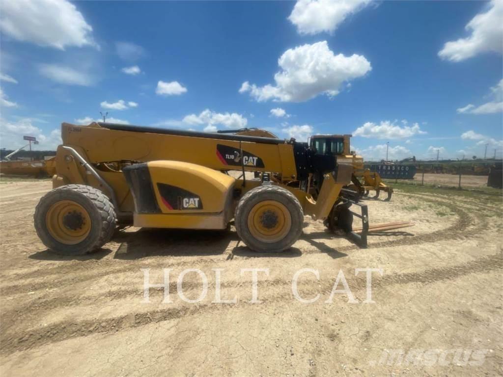 CAT TL1055D Телескопические погрузчики