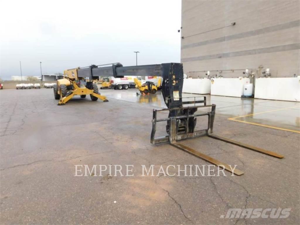 CAT TL1055D Телескопические погрузчики