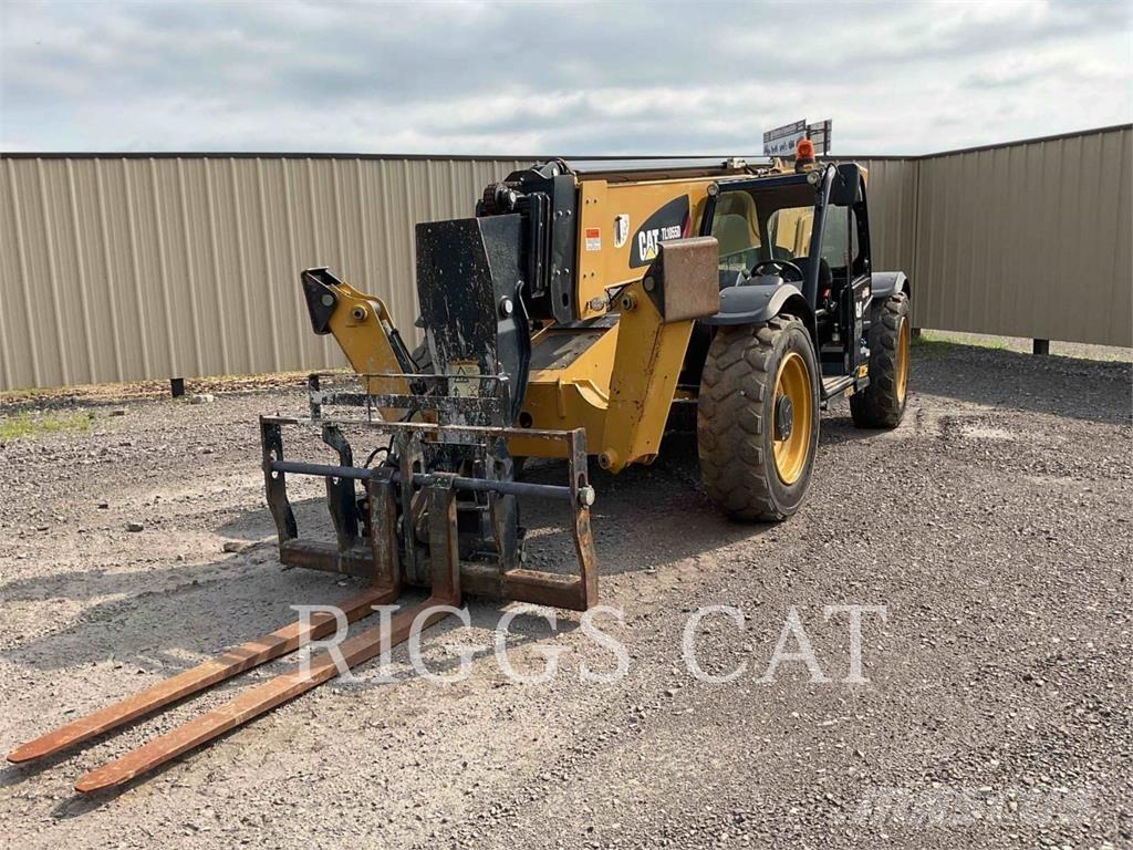 CAT TL1055D Телескопические погрузчики