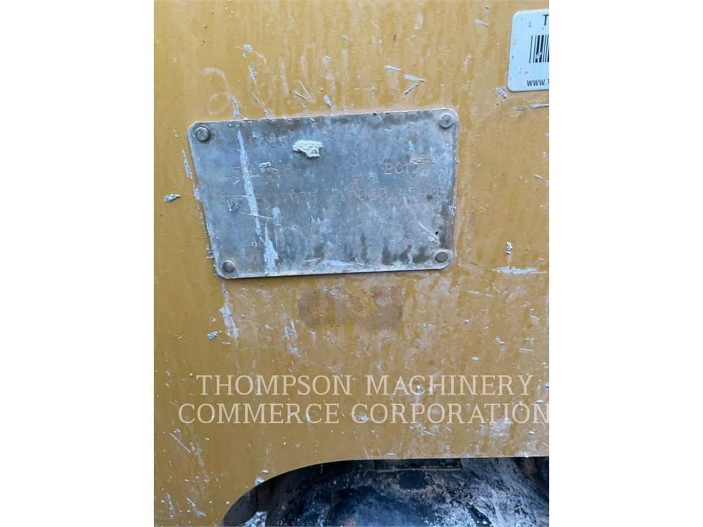 CAT TL1055D Телескопические погрузчики