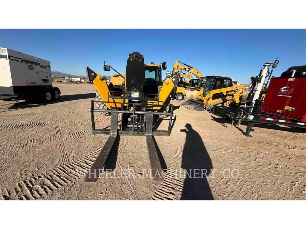 CAT TL1055D CB Телескопические погрузчики