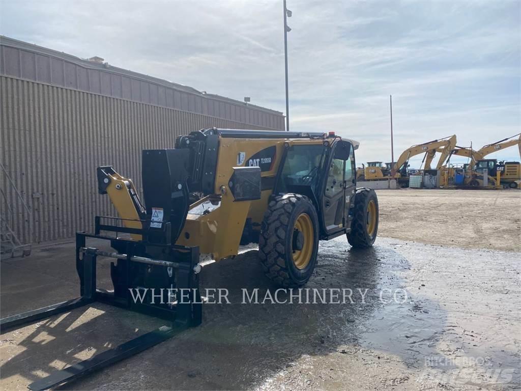 CAT TL1055D CB Телескопические погрузчики