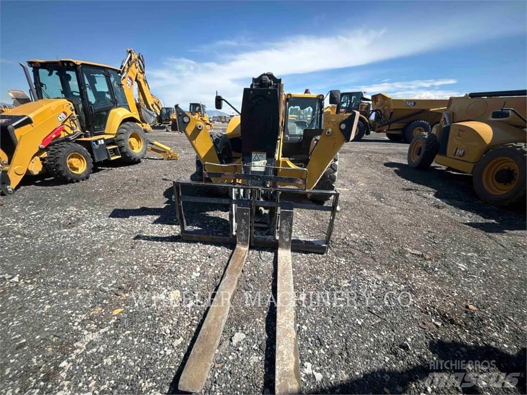 CAT TL1055D CB Телескопические погрузчики