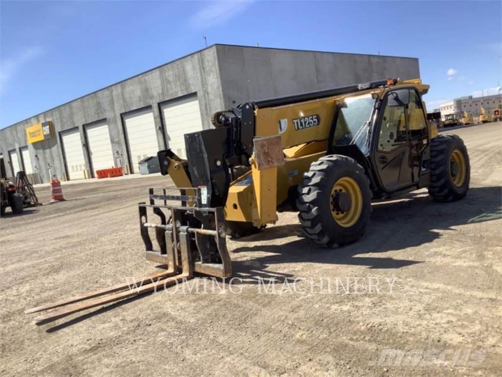 CAT TL1255 Телескопические погрузчики
