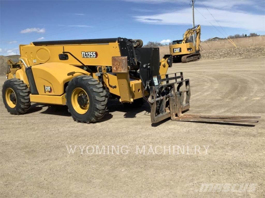 CAT TL1255 Телескопические погрузчики