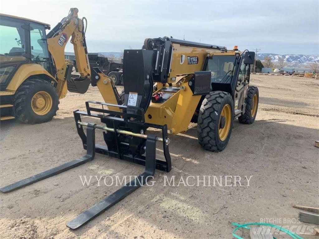 CAT TL1255 Телескопические погрузчики