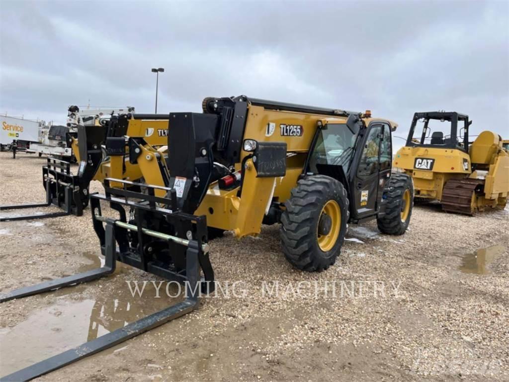 CAT TL1255 Телескопические погрузчики