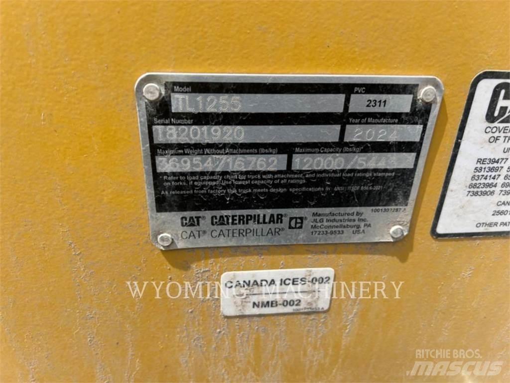 CAT TL1255 Телескопические погрузчики