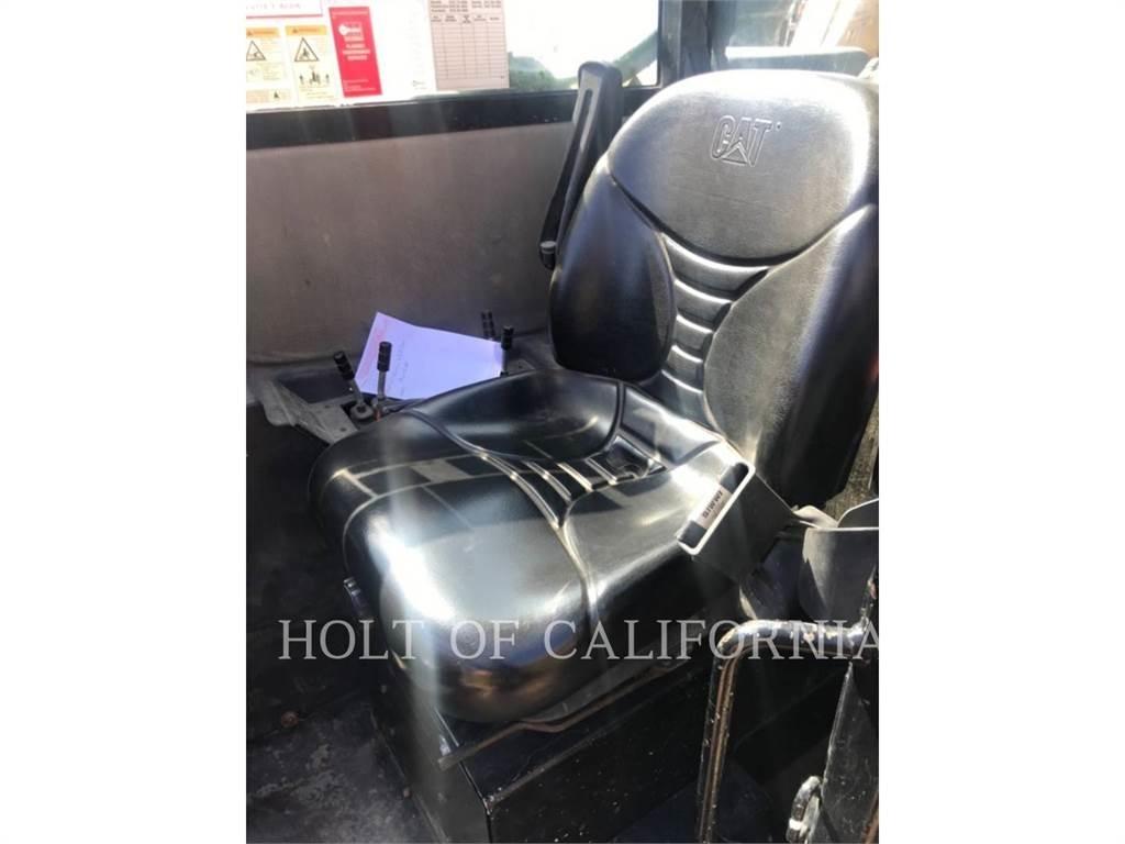 CAT TL1255 Телескопические погрузчики
