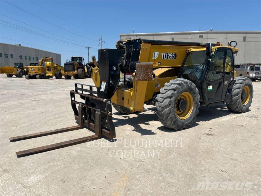 CAT TL1255-05C Телескопические погрузчики