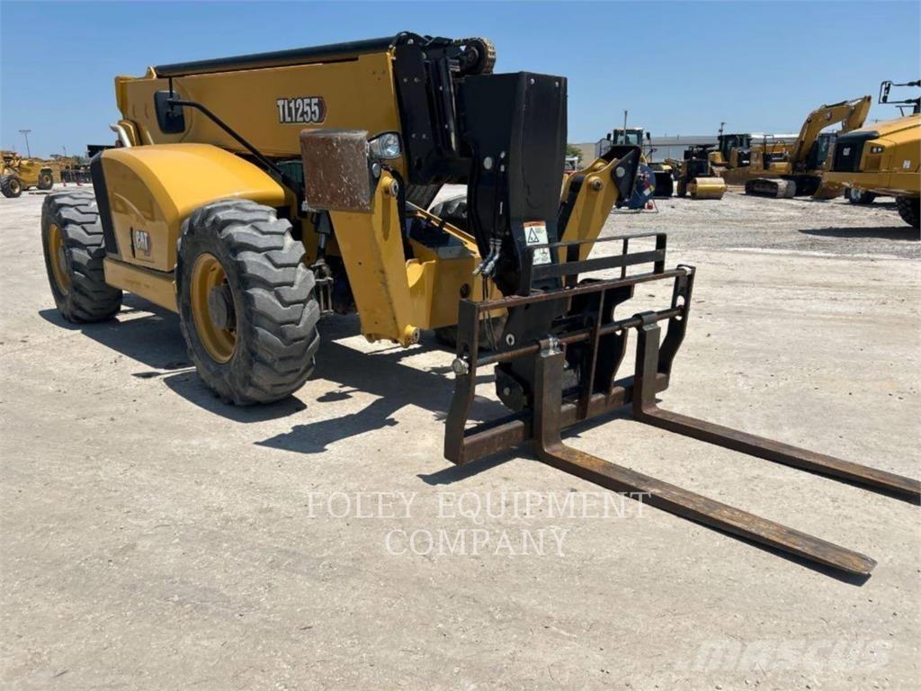 CAT TL1255-05C Телескопические погрузчики