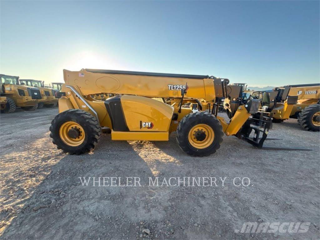 CAT TL1255 CAN Телескопические погрузчики