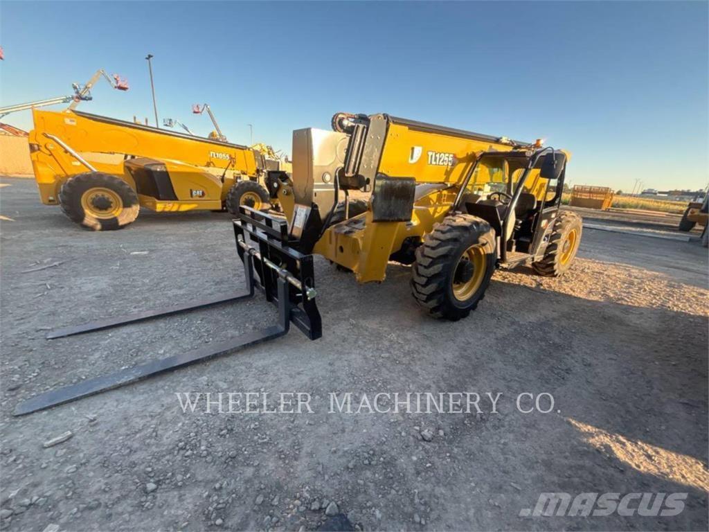 CAT TL1255 CAN Телескопические погрузчики