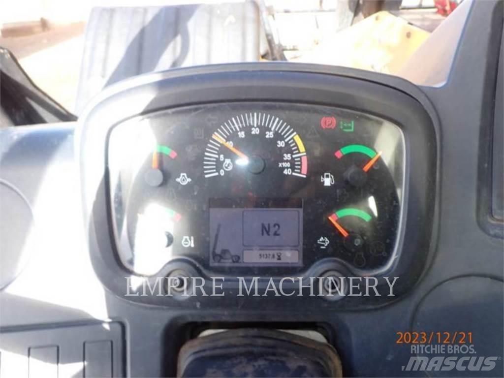 CAT TL1255D Телескопические погрузчики