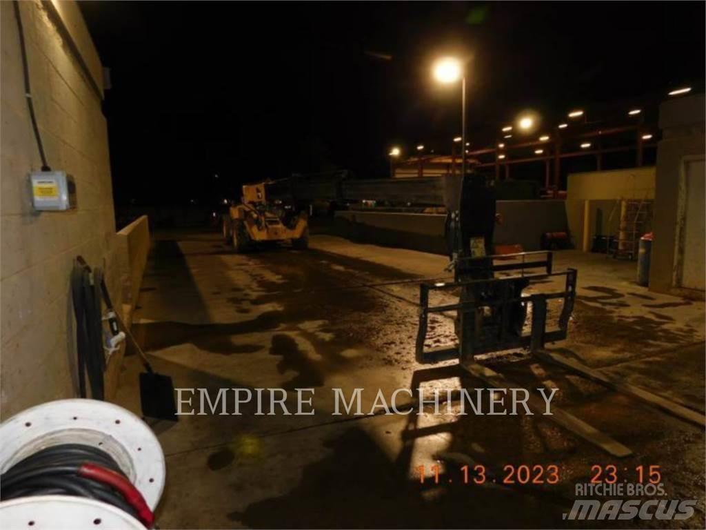 CAT TL1255D Телескопические погрузчики