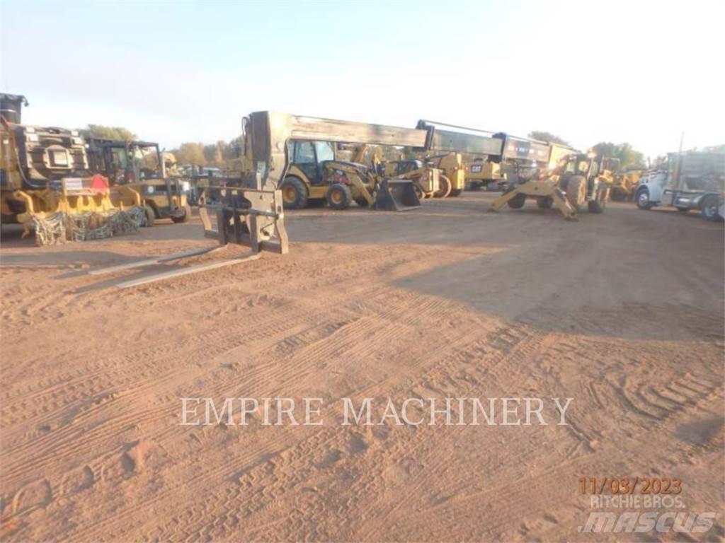 CAT TL1255D Телескопические погрузчики