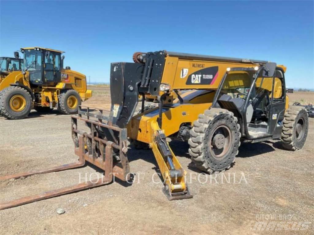CAT TL1255D Телескопические погрузчики